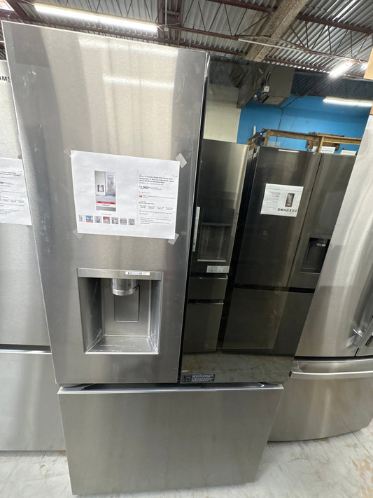 LG 26 cu. ft. Smart Mirror InstaView® Counter-Depth MAX™ French Door Refrigerator with Four Types of Ice