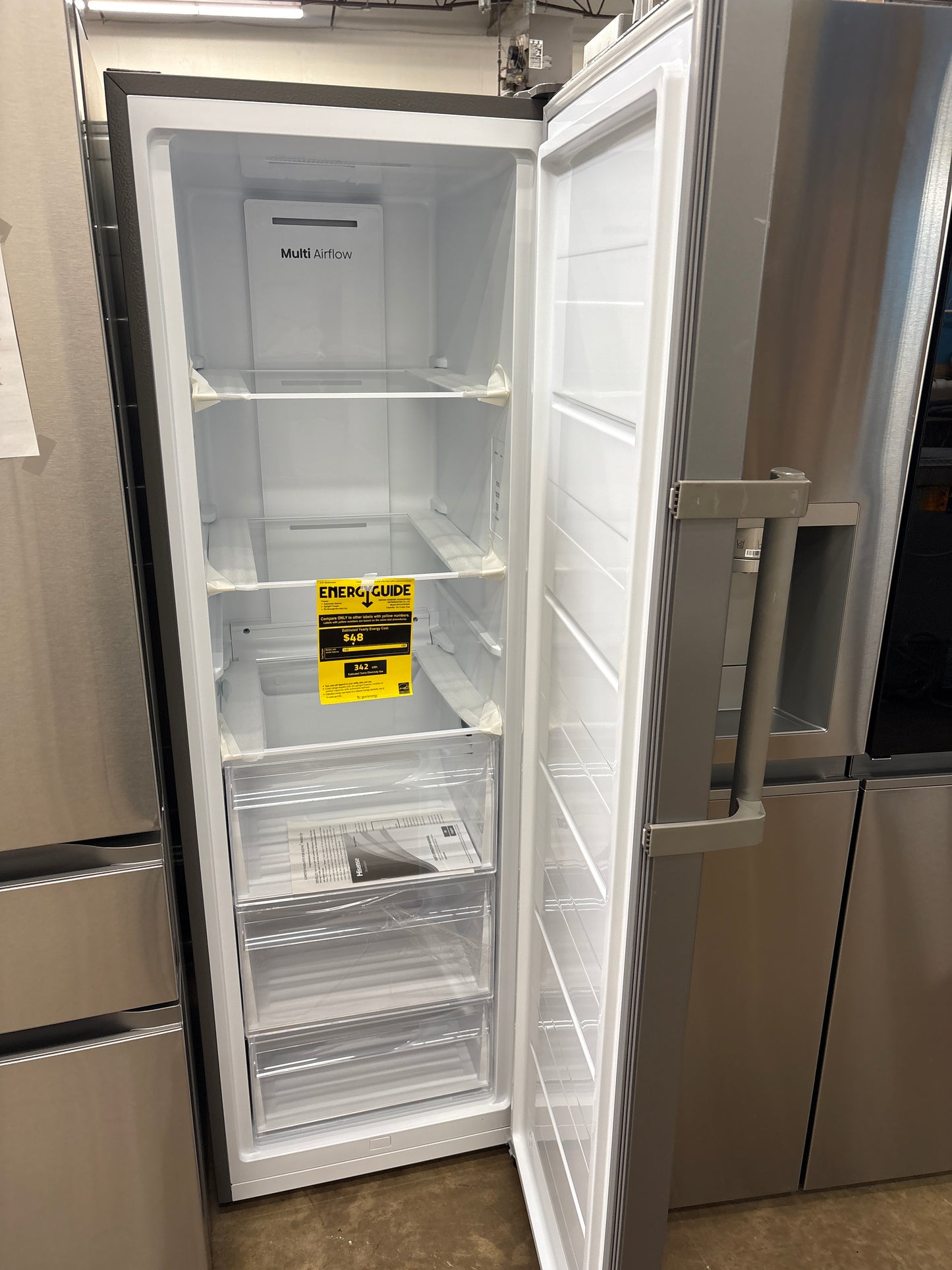 Hisense HFU101N1AVE 10.2 cu. ft. Garage Ready Frost Free Convertible Upright Freezer