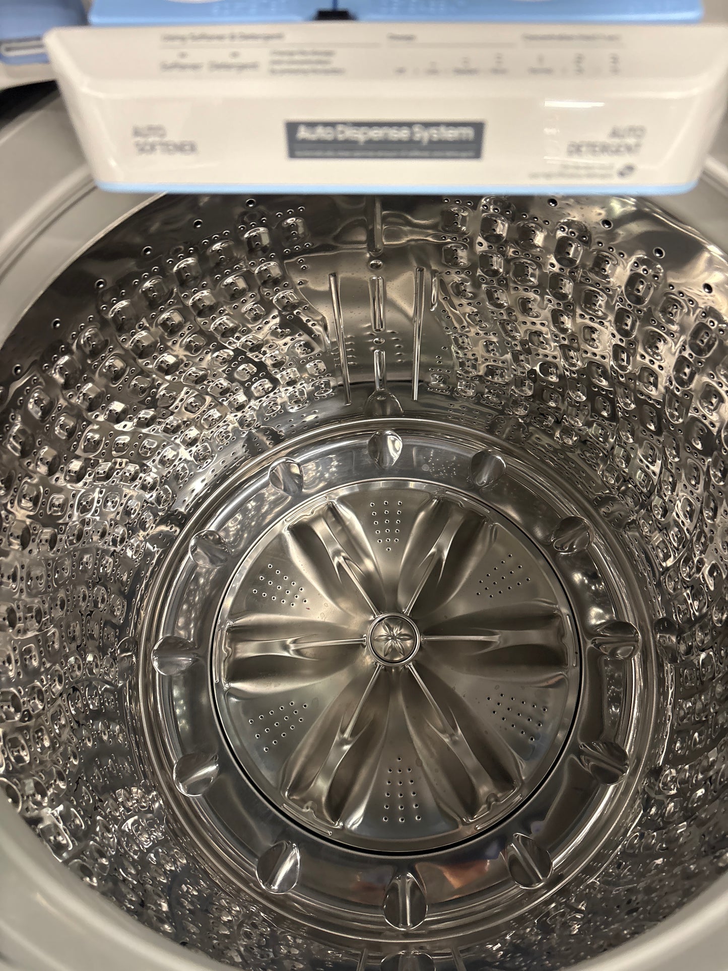 Samsung WA55CG7500AE 5.5 cu. ft. Extra-Large Capacity Smart Top Load Washer with Auto Dispense System