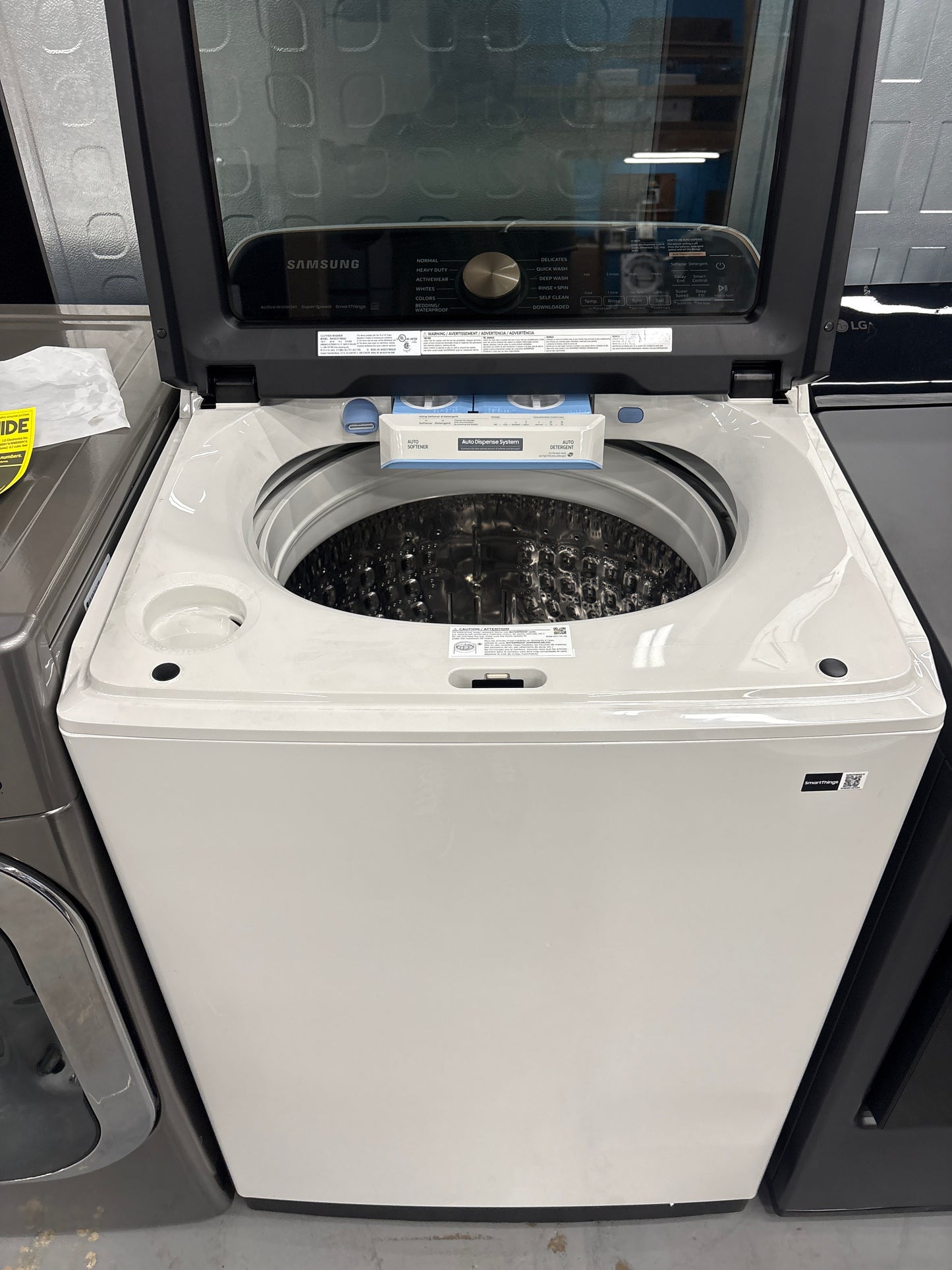Samsung WA55CG7500AE 5.5 cu. ft. Extra-Large Capacity Smart Top Load Washer with Auto Dispense System