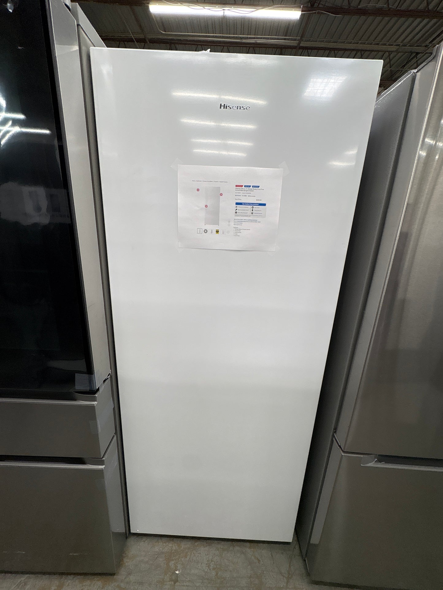 Hisense CFU14N6AWE 13.6 cu. ft. Garage Ready Frost Free Convertible Upright Freezer