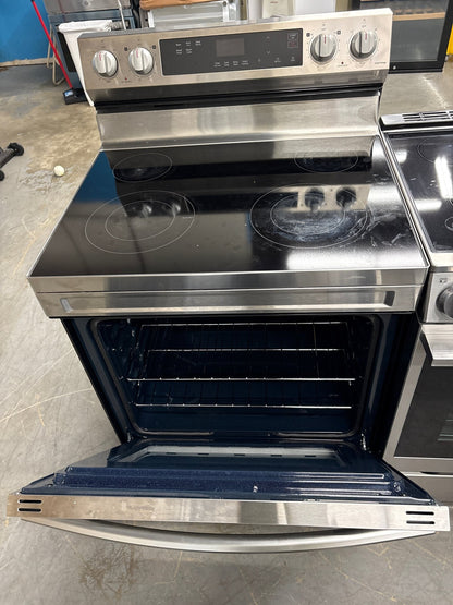 Samsung NE63A6111SS NEW 30" Freestanding Electric Smart Range — 4 Burners, 6.3 Cu. Ft. Oven, Stainless Steel