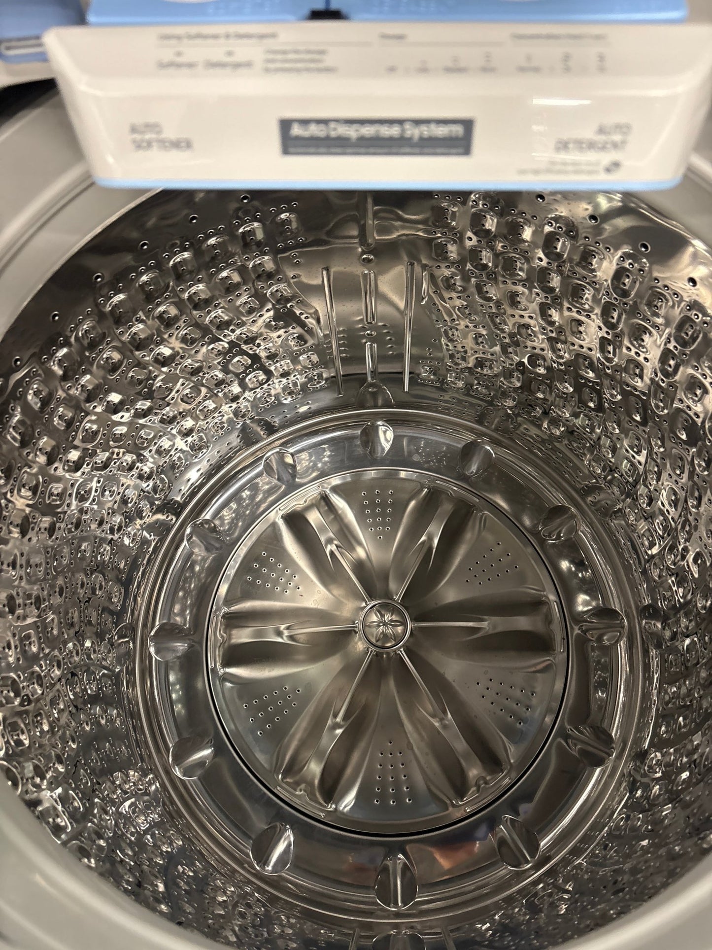 Samsung WA55CG7500AE 5.5 cu. ft. Extra-Large Capacity Smart Top Load Washer with Auto Dispense System