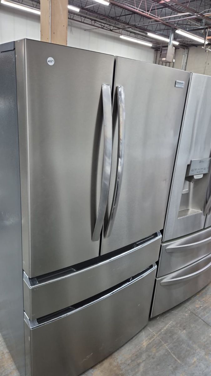 Frigidaire GRMG2272CF 36″ French Door Refrigerator, Stainless