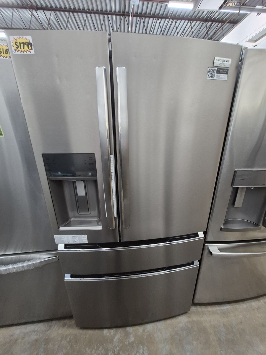 Frigidaire GRMS2773AF04 36″ French Door Refrigerator
