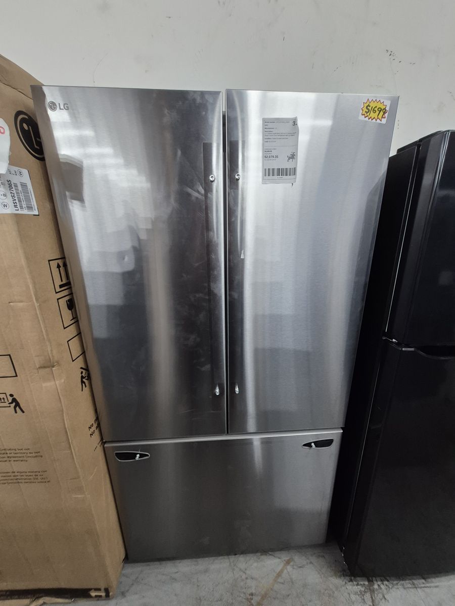 LG LRFLC2706S 36″ French Door Refrigerator